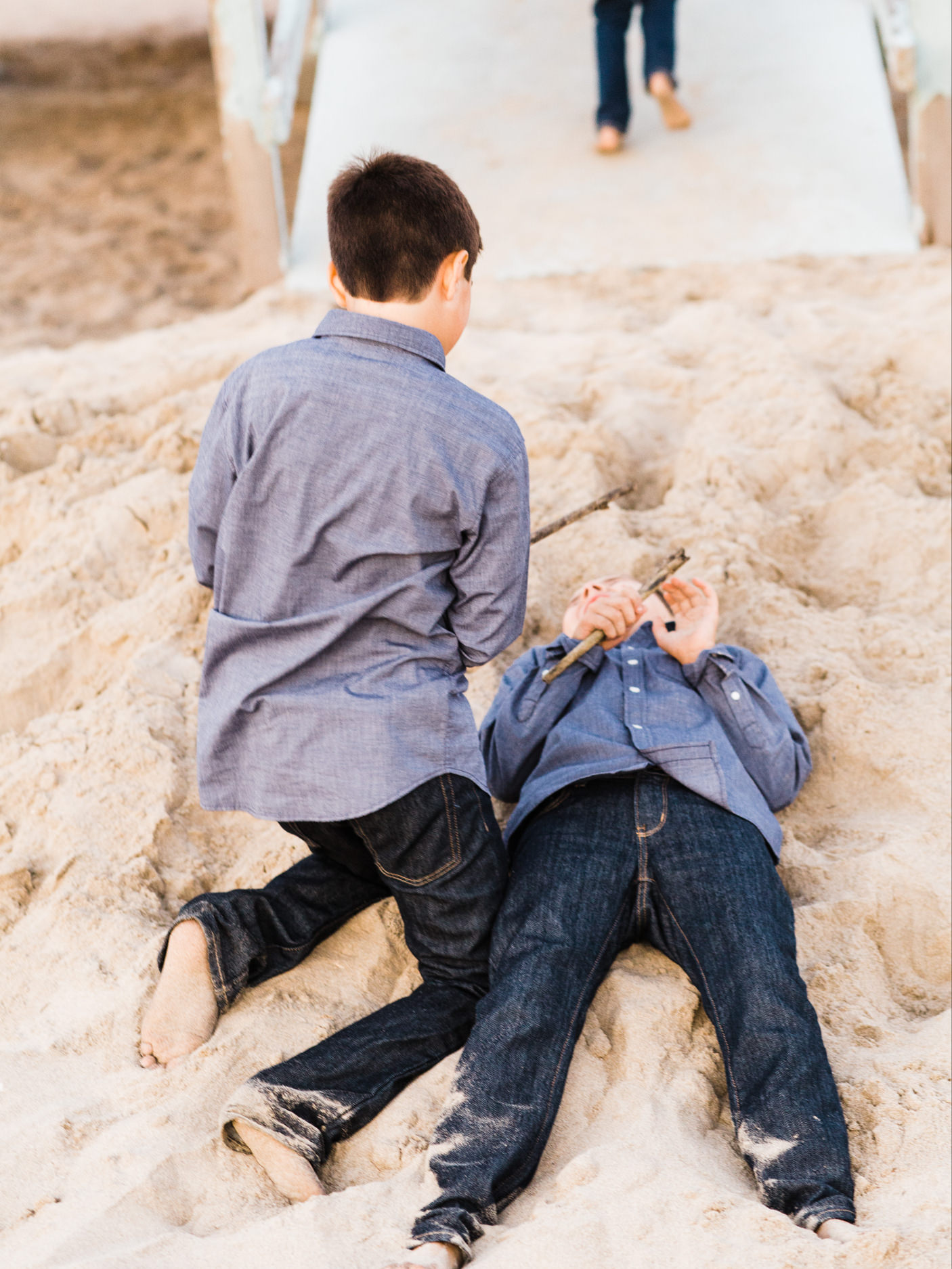  El Porto Manhattan Beach Family Portrait Photographs and El Porto Manhattan Beach Family Portrait Photographs, El Porto Manhattan Beach Family Portrait Photographs, Photographer, El Porto Manhattan Beach Family Portrait Photographs from Fine Art Fam