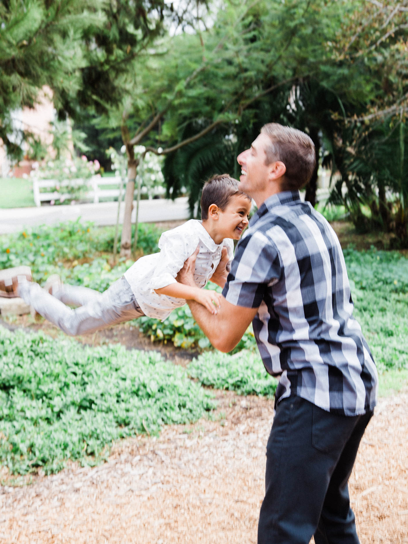  Valley Park Hermosa Beach Valley Park Hermosa Beach Family Portrait Photographs and Valley Park Hermosa Beach Family Portrait Photography from Fine Art Family Portrait Photographer, engagement photographer and Wedding Photographer Daniel Doty Photog