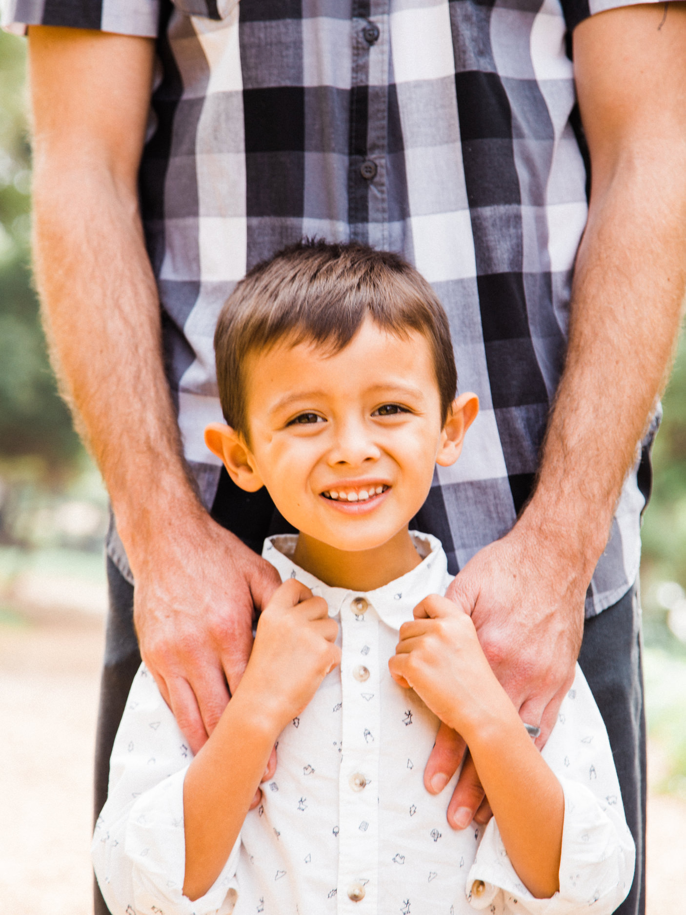 Valley Park Hermosa Beach Valley Park Hermosa Beach Family Portrait Photographs and Valley Park Hermosa Beach Family Portrait Photography from Fine Art Family Portrait Photographer, engagement photographer and Wedding Photographer Daniel Doty Photography.