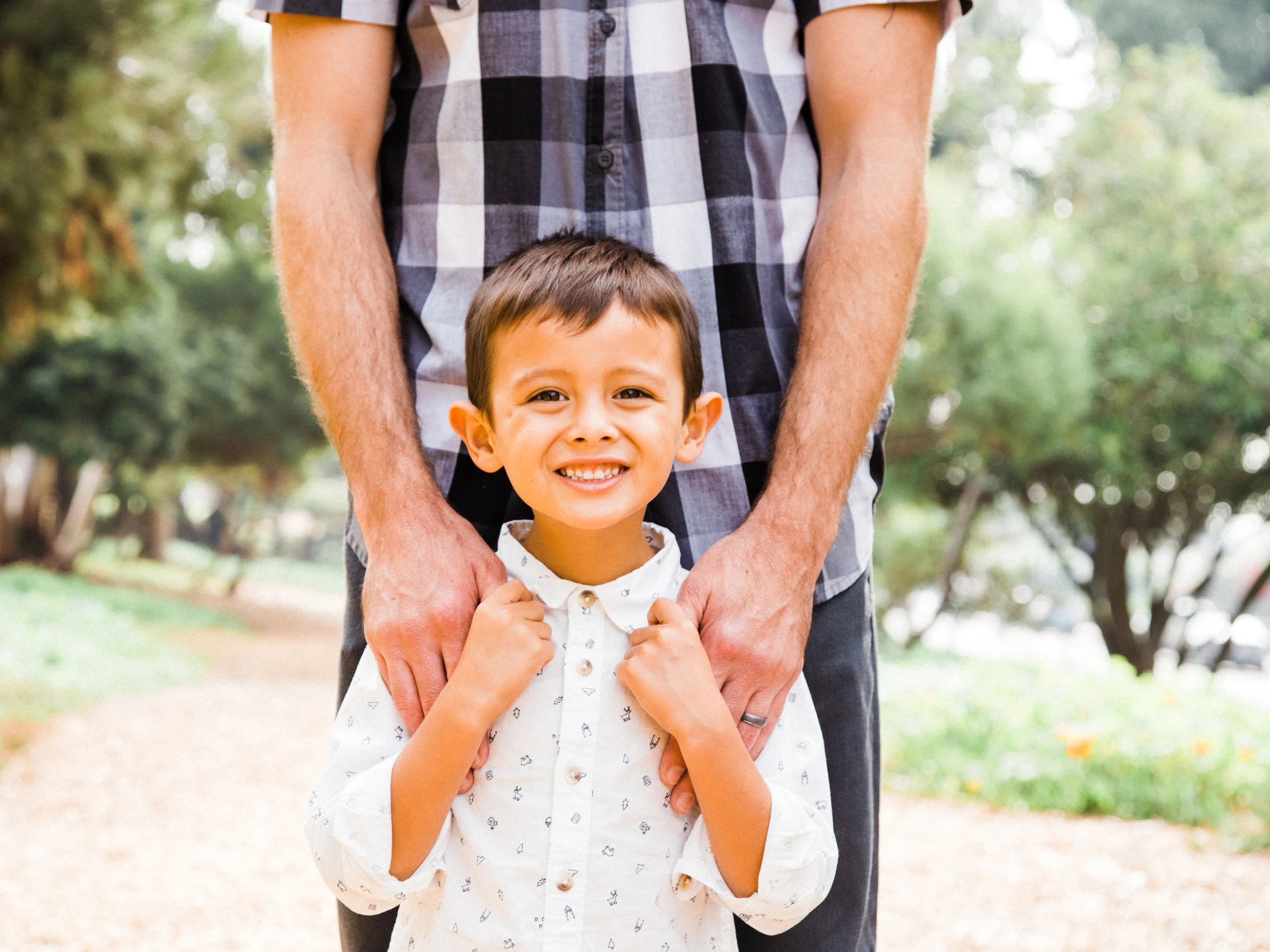 Valley Park Hermosa Beach Valley Park Hermosa Beach Family Portrait Photographs and Valley Park Hermosa Beach Family Portrait Photography from Fine Art Family Portrait Photographer, engagement photographer and Wedding Photographer Daniel Doty Photog