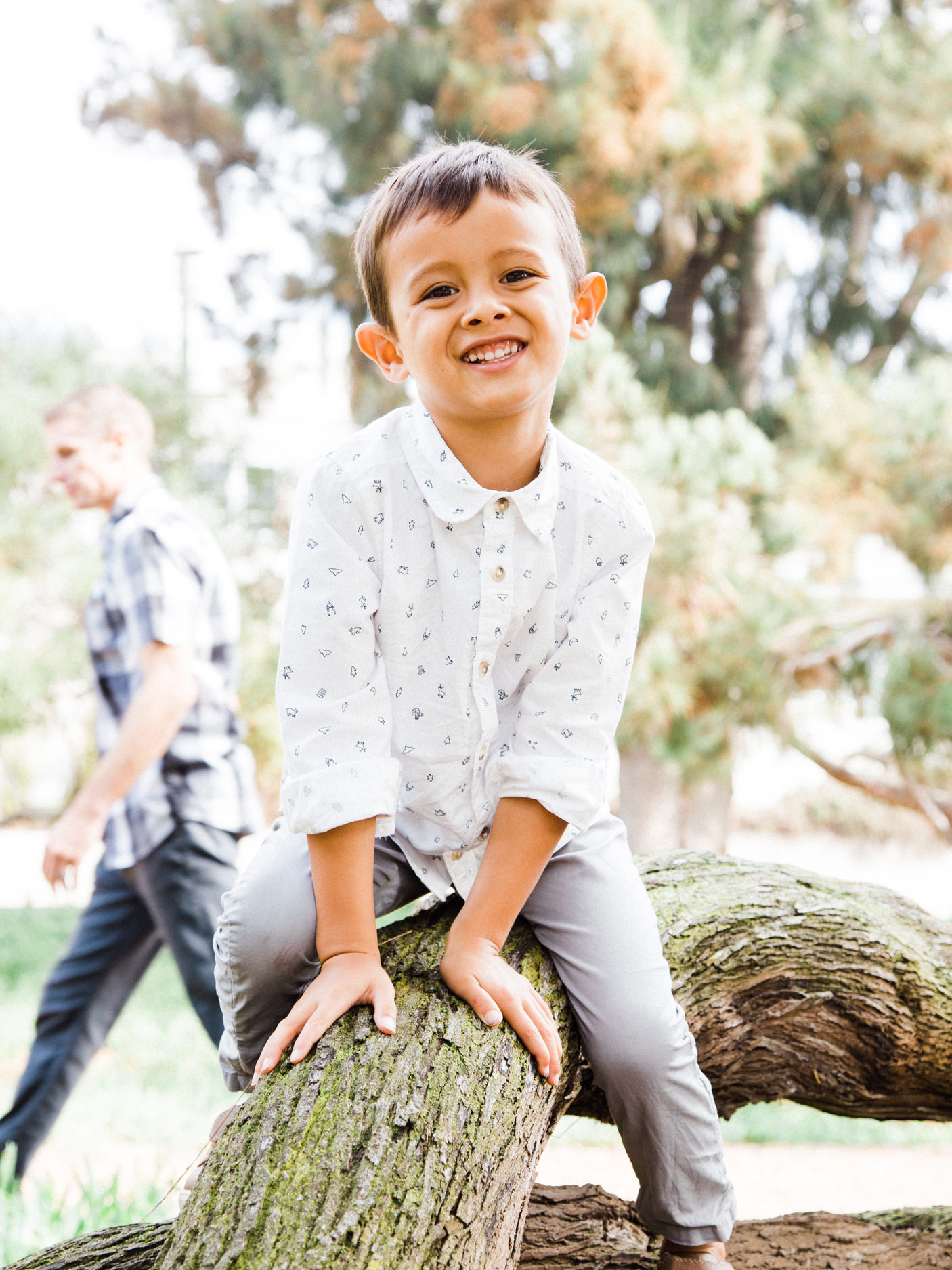  Valley Park Hermosa Beach Valley Park Hermosa Beach Family Portrait Photographs and Valley Park Hermosa Beach Family Portrait Photography from Fine Art Family Portrait Photographer, engagement photographer and Wedding Photographer Daniel Doty Photog