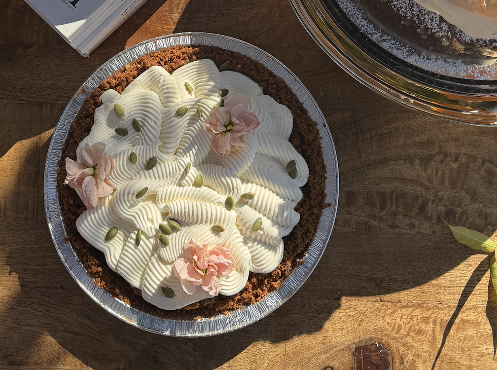 Pumpkin Gingersnap Pie