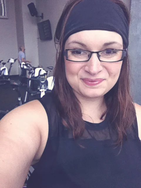 Thanks to the talent of the photographer Y.E.S! Vancouver brought in, I didn't have to worry so much about capturing my own photos. But just for kicks, here's a pre-sweat selfie.