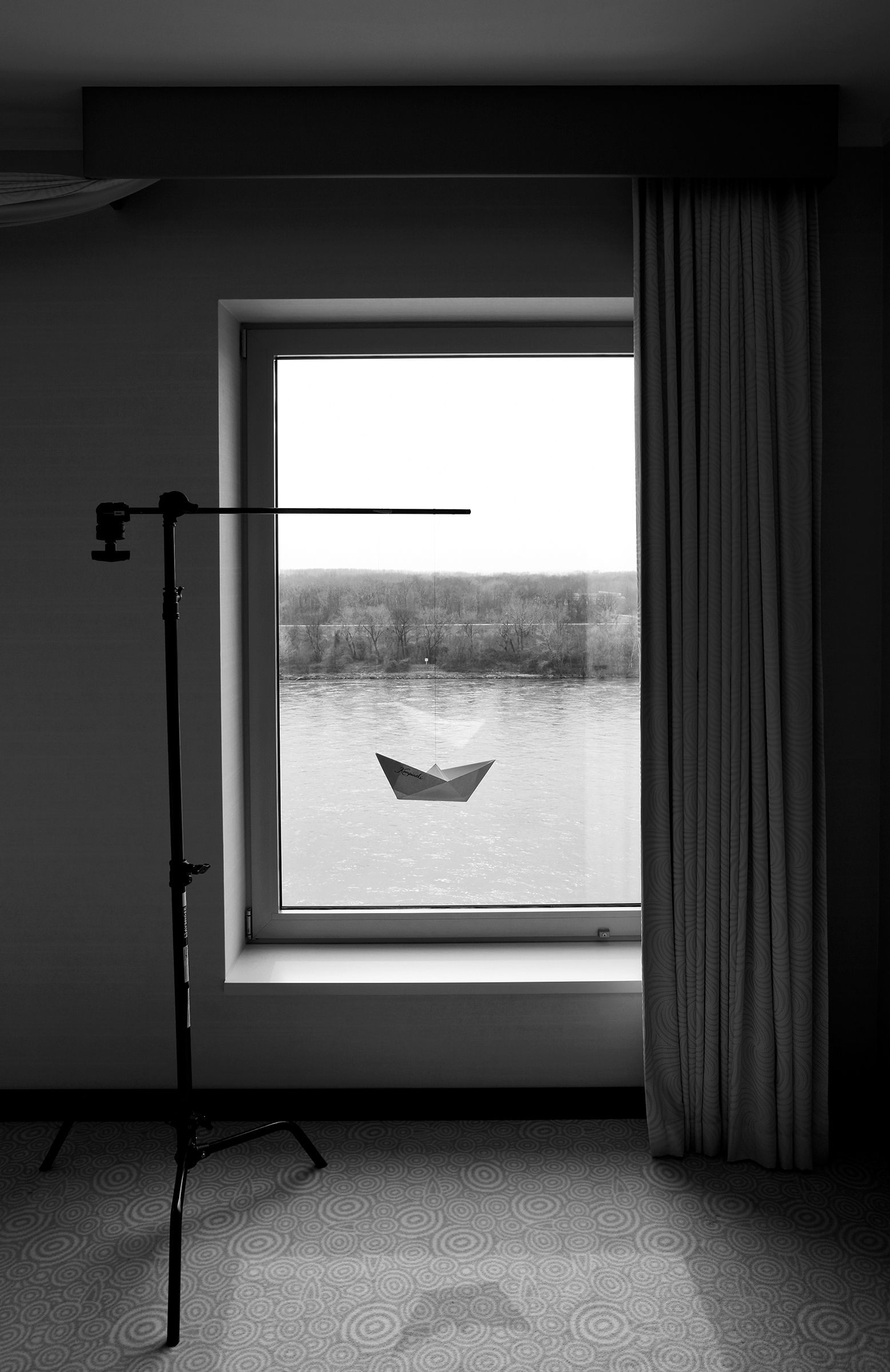 07_09_Kempinski boat.jpg