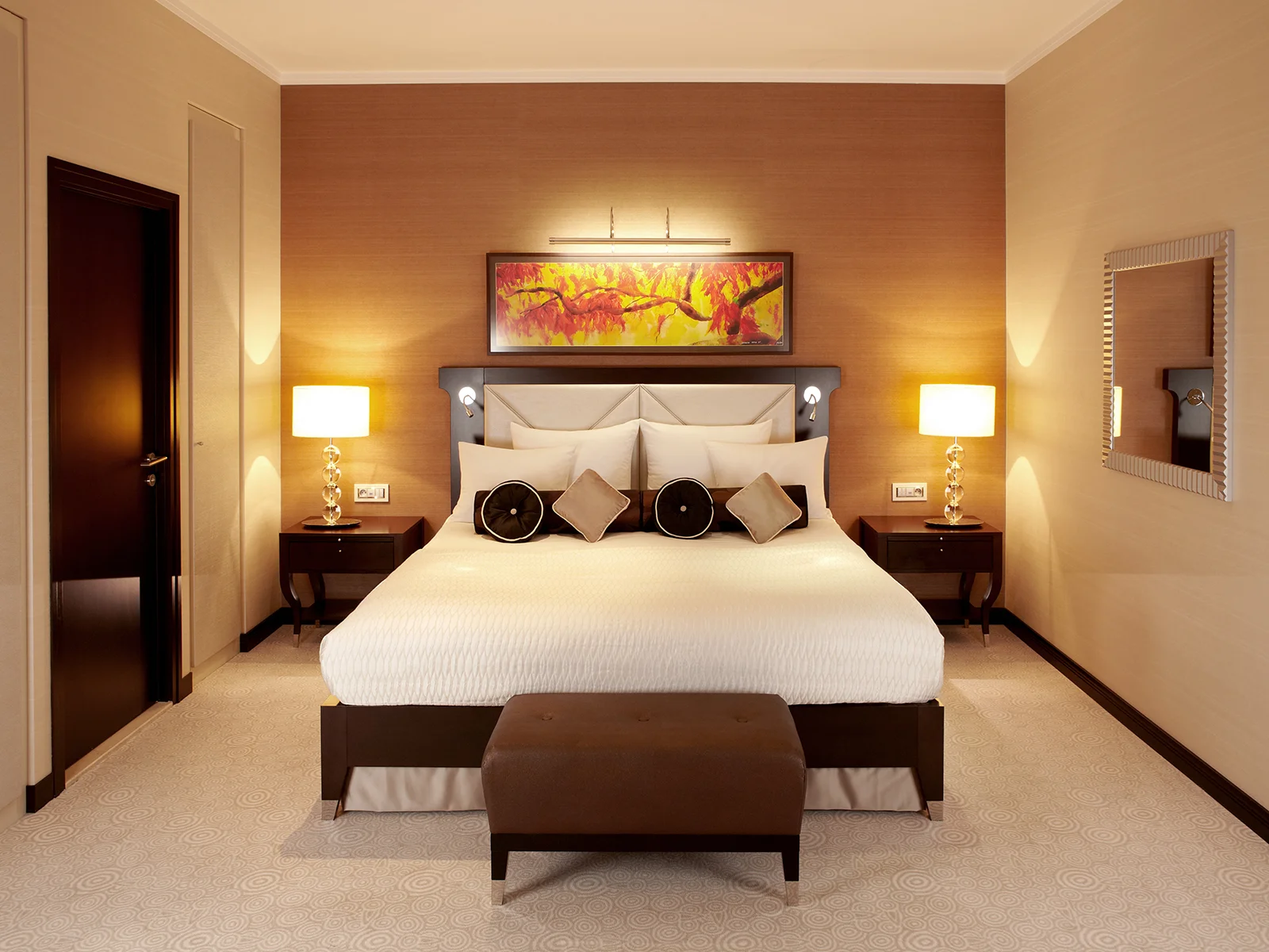 01_Kempinski_set.jpg