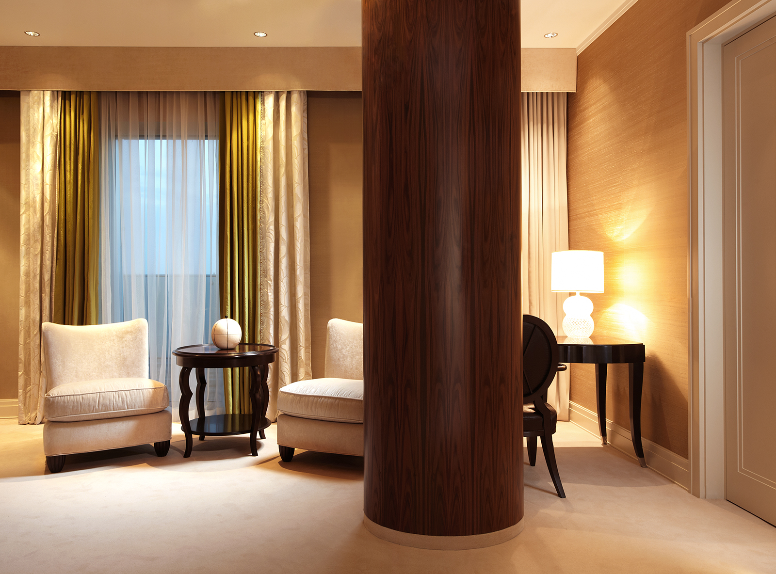 05_Kempinski_set.jpg