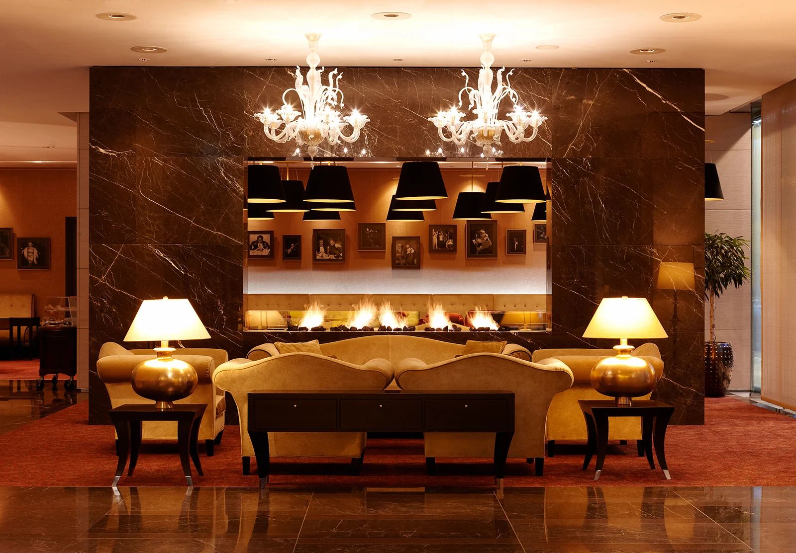 08_Kempinski_set.jpg