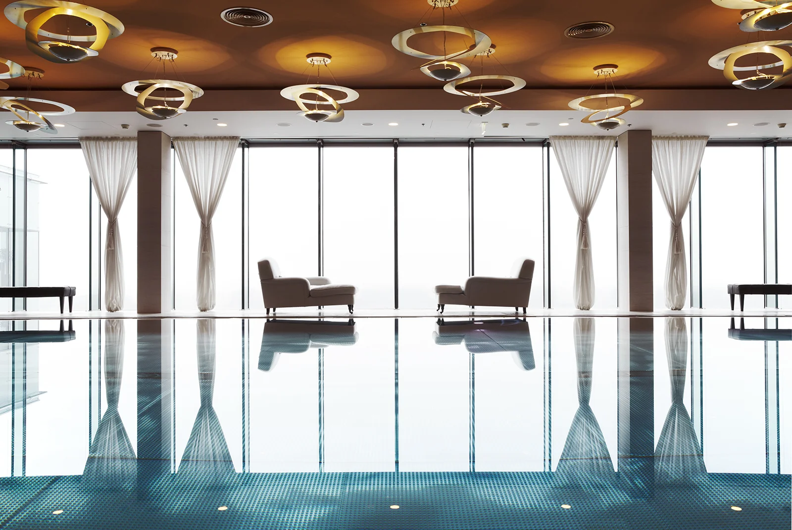 09_Kempinski_set.jpg