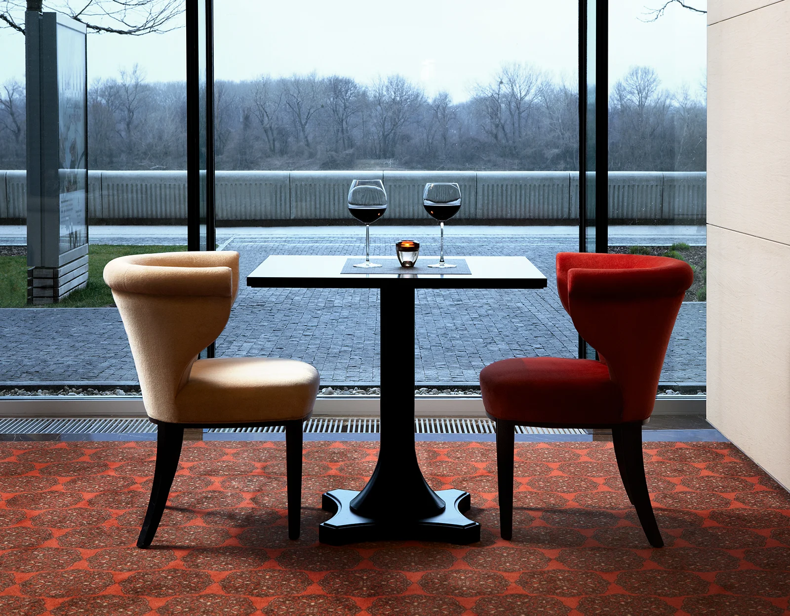 12_Kempinski_set.jpg