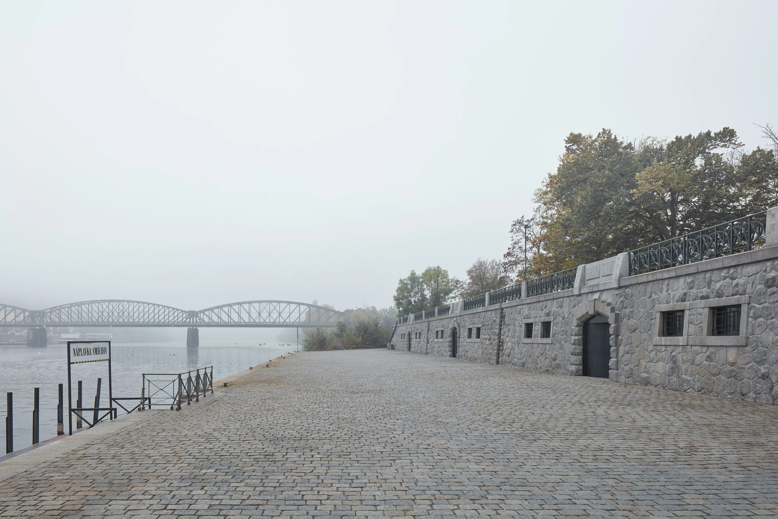 45_Petr_Janda_Brainwork_Prague_riverfront_Horejsi_embankment_BoysPlayNice.jpg