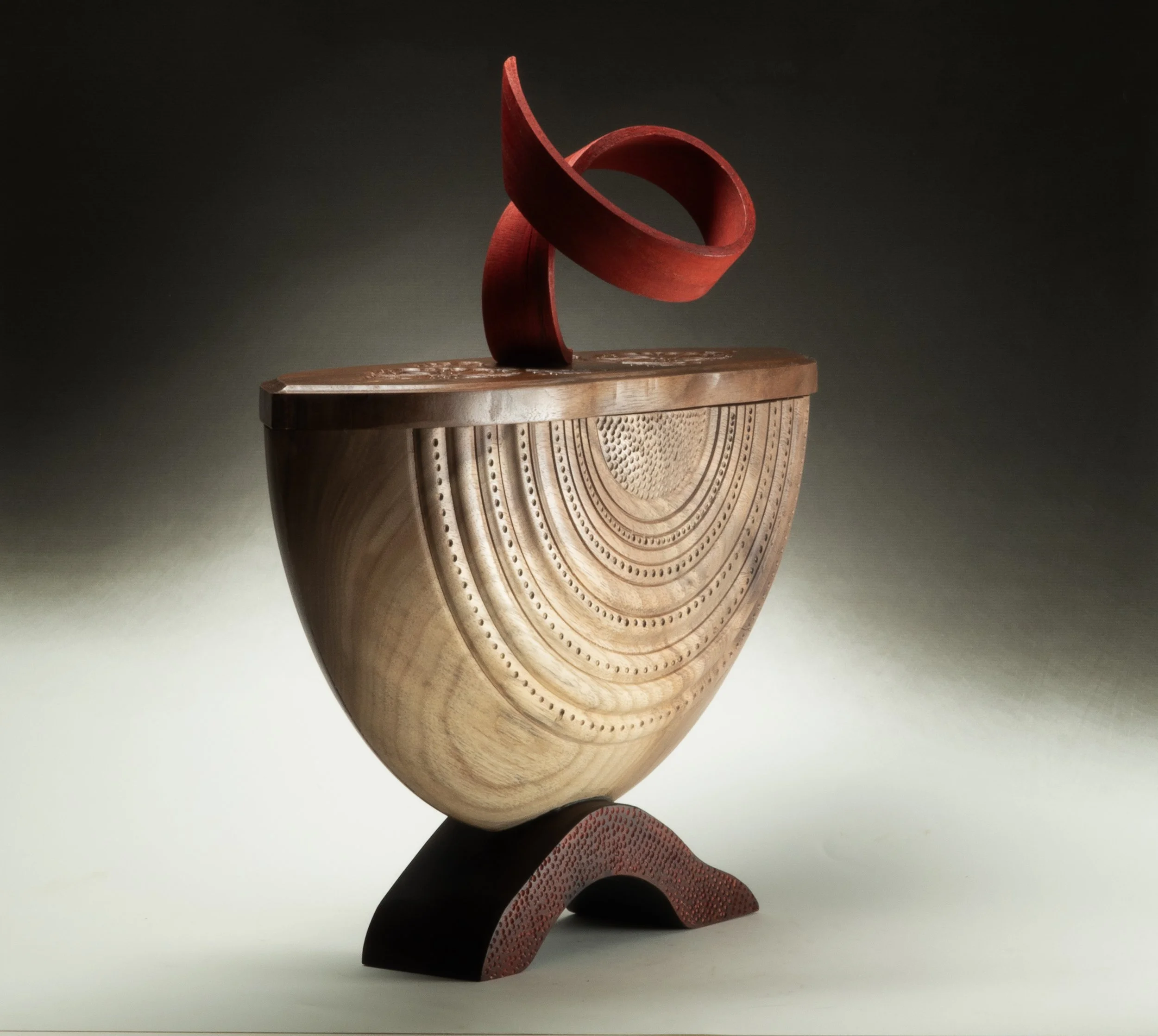 SPLIT WALNUT red DSC03419.jpeg