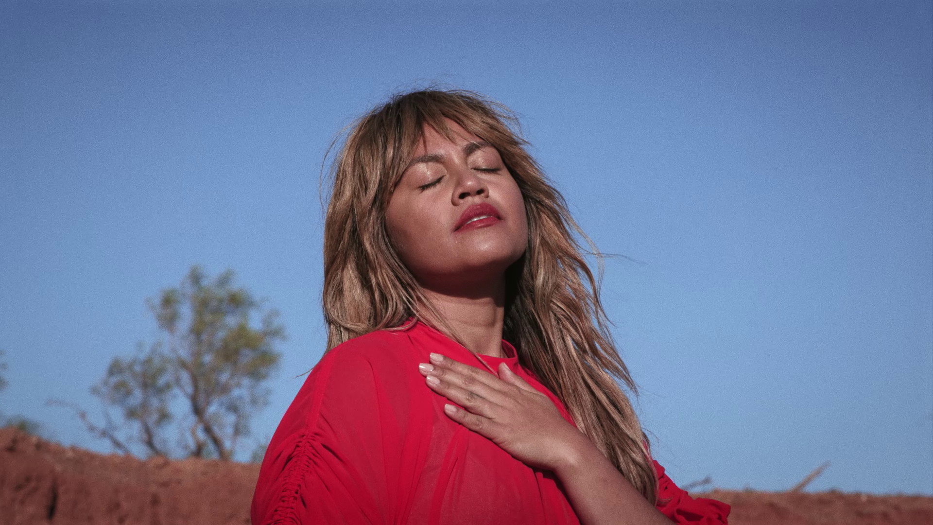 Jessica Mauboy | "Sunday" BTS
