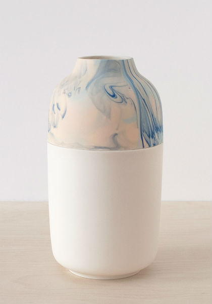 Gradient Vase by Rimma Tchilingarian