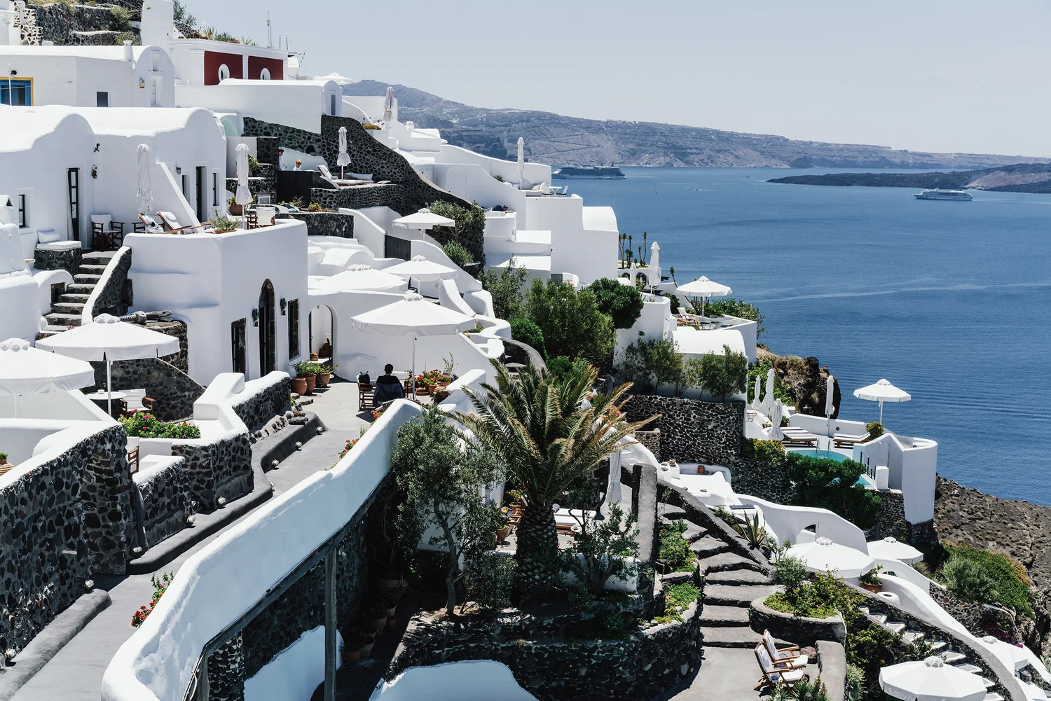 Perivolas Perivolas Santorini — Egg Canvas
