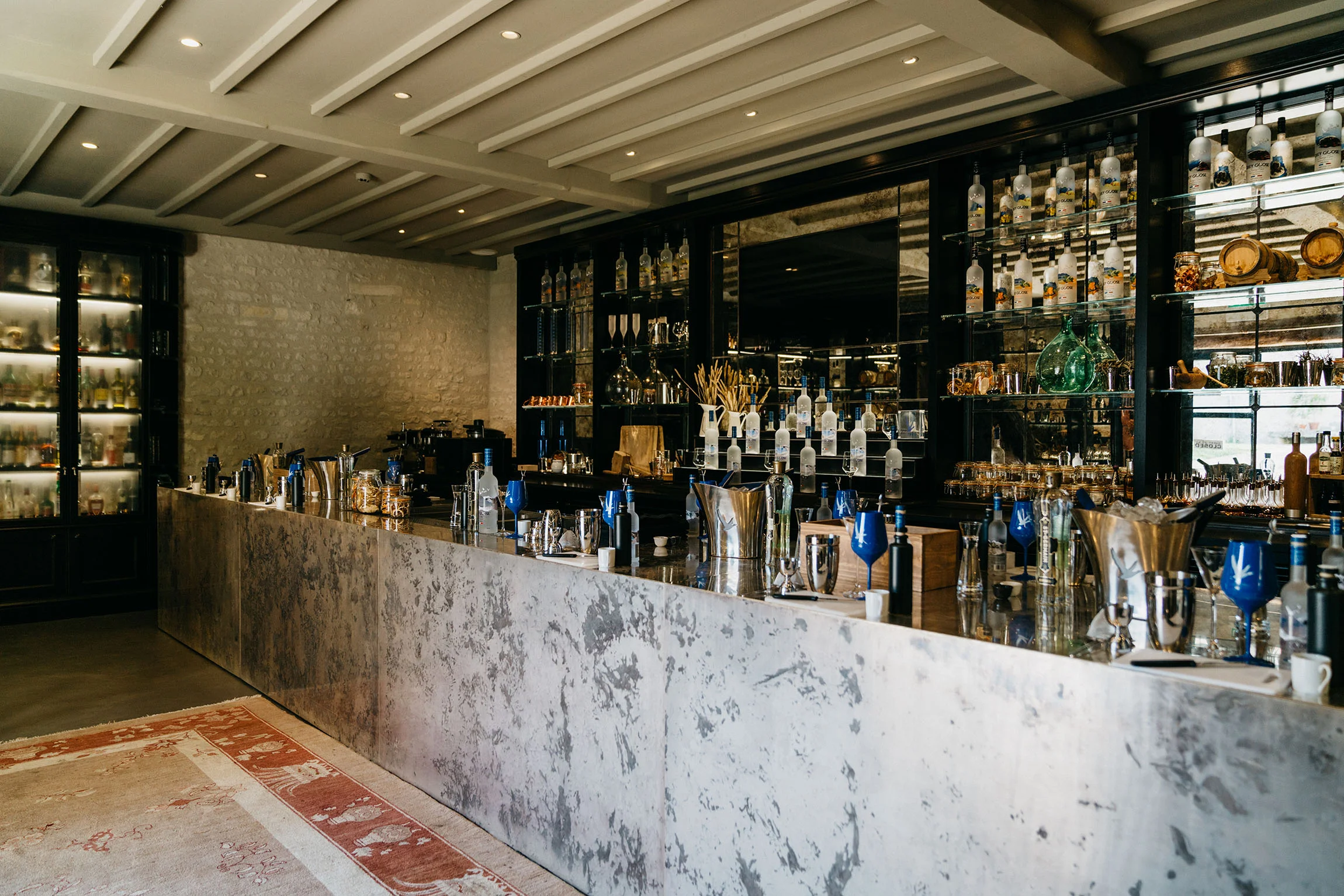 Mixology Workshop in Le Logis Bar learning how to make Le Grand Fizz and Espresso Martini