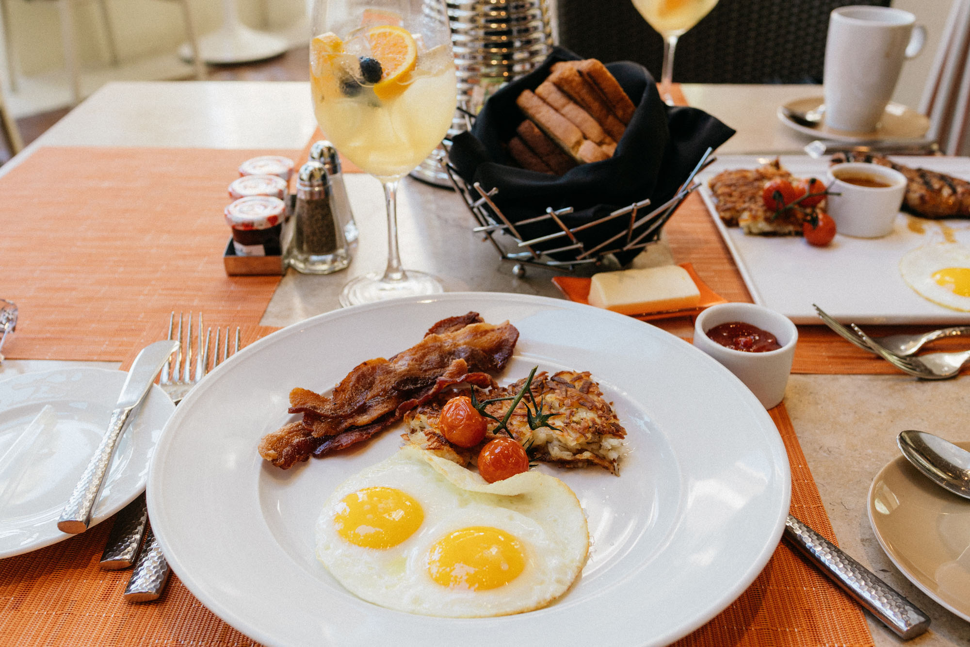 Breakfast at Veranda at Four Seasons Las Vegas