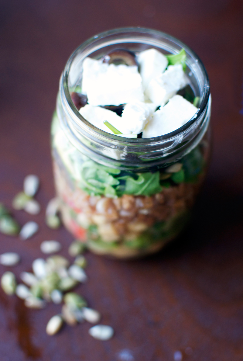 This Mason Jar Greek Salad Recipe Is So Good! - Modern Glam