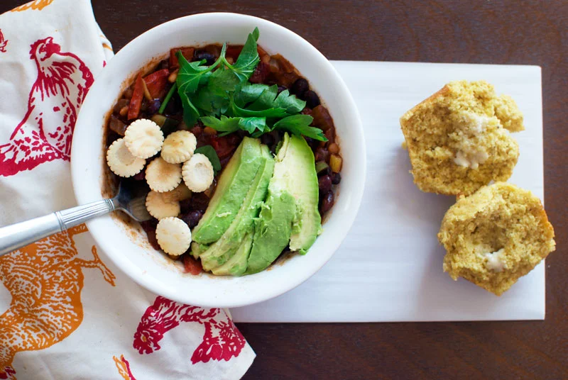 quinoa vegetarian chili + perfect corn muffins — double thyme