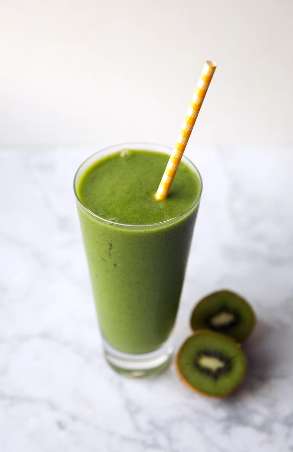 Aloe Vera Tropical Green Smoothie — double thyme