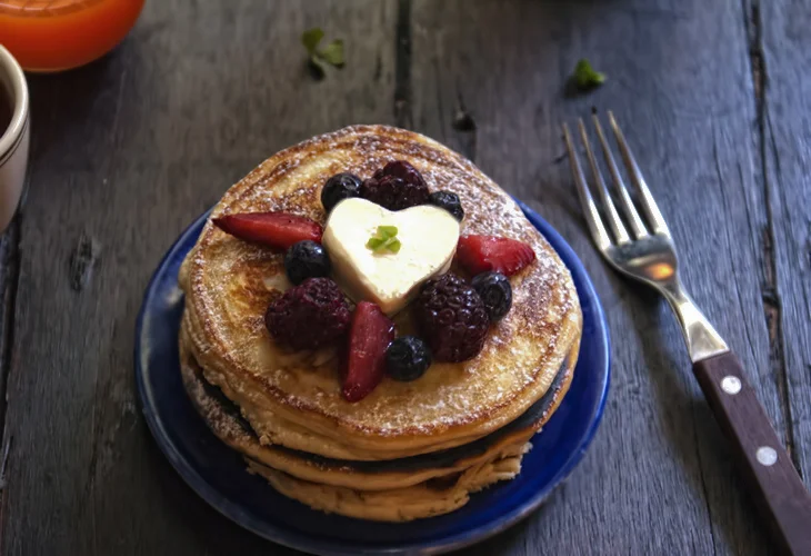 FOTO VÍA RÚSTICA. HOTCAKES DE MASCARPONE & MANDARINA