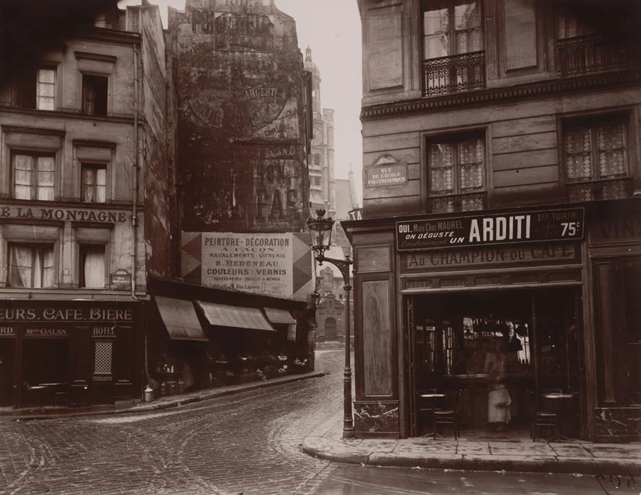 Eugene-Atget-Rue-de-la-Montagne-Sainte-Genevieve.jpg