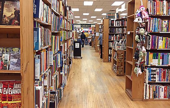Half Price Books, Mayfield Heights, Ohio
