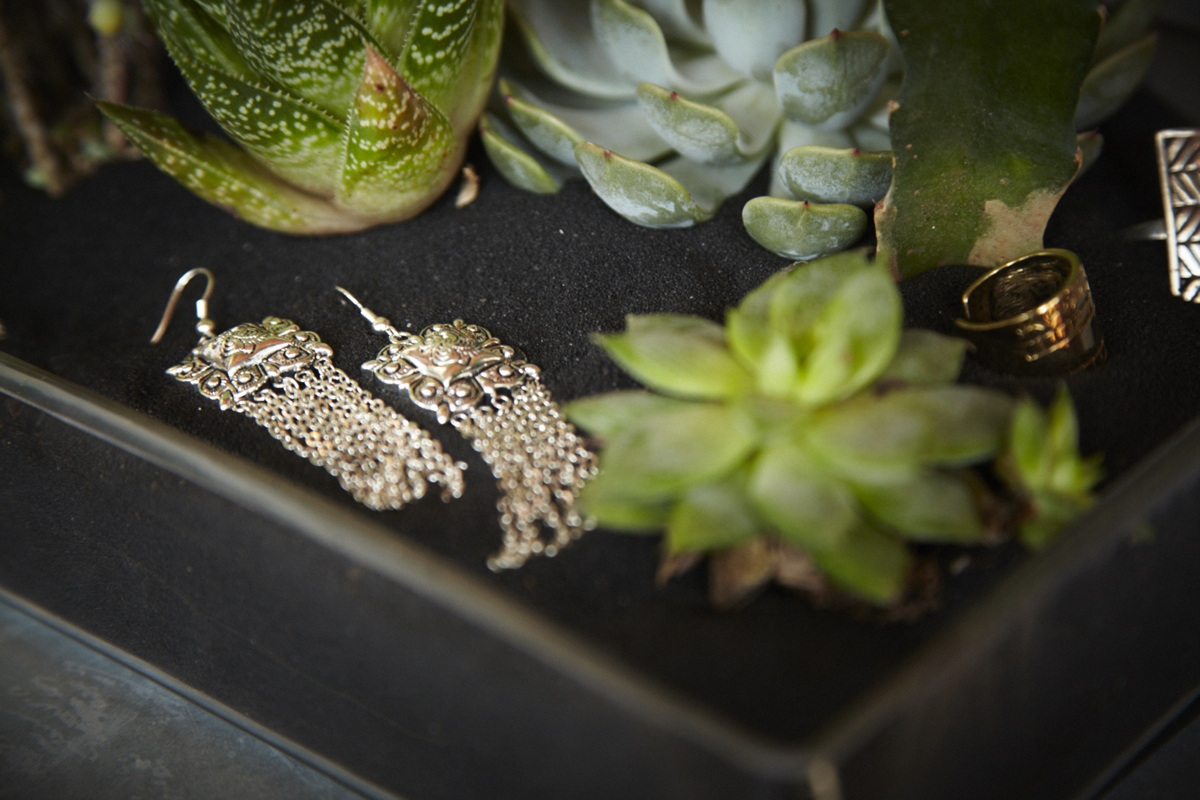 Project: Collaboration with Ang Weddings and Events Jewelry: Fortune Favors the Brave Photo: Annabel Hannah