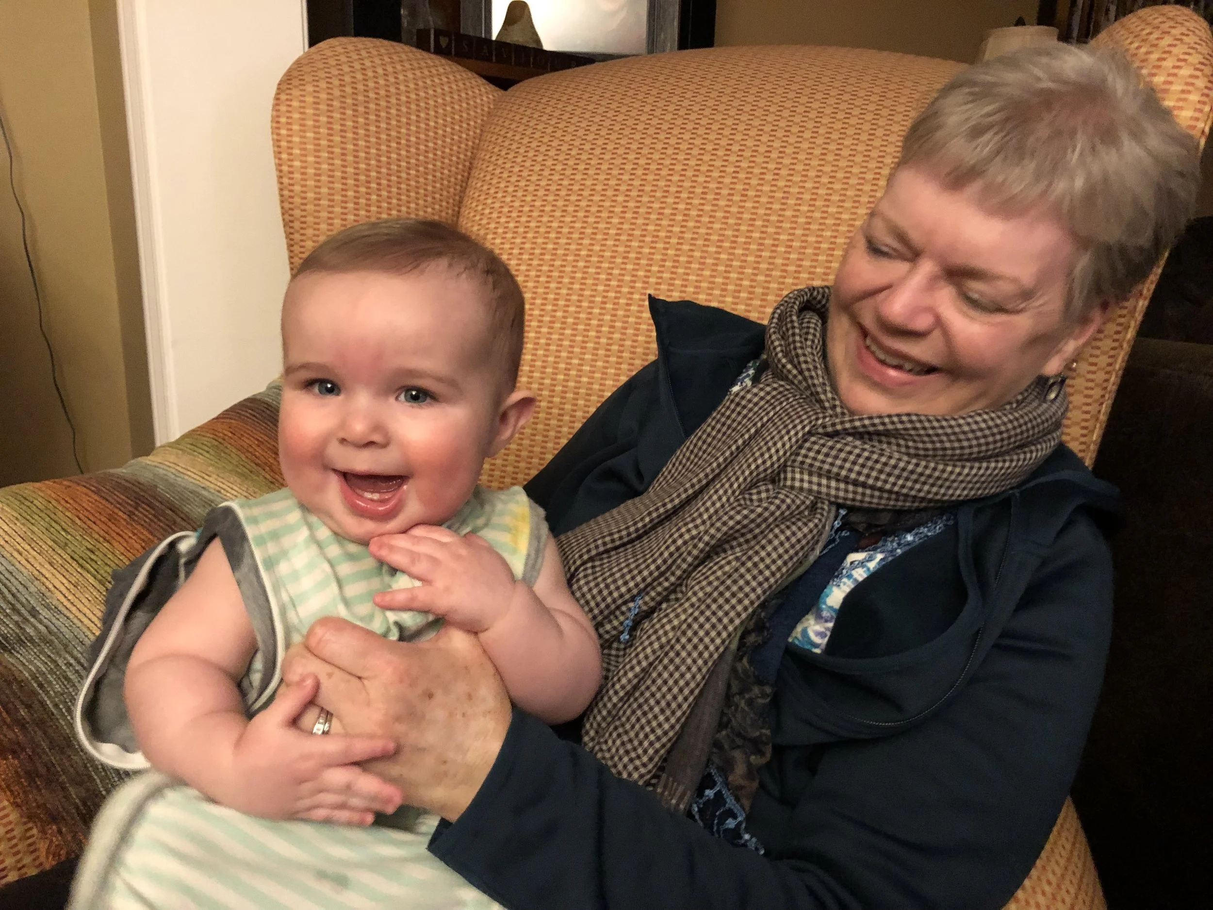  Laughing with Grandee 