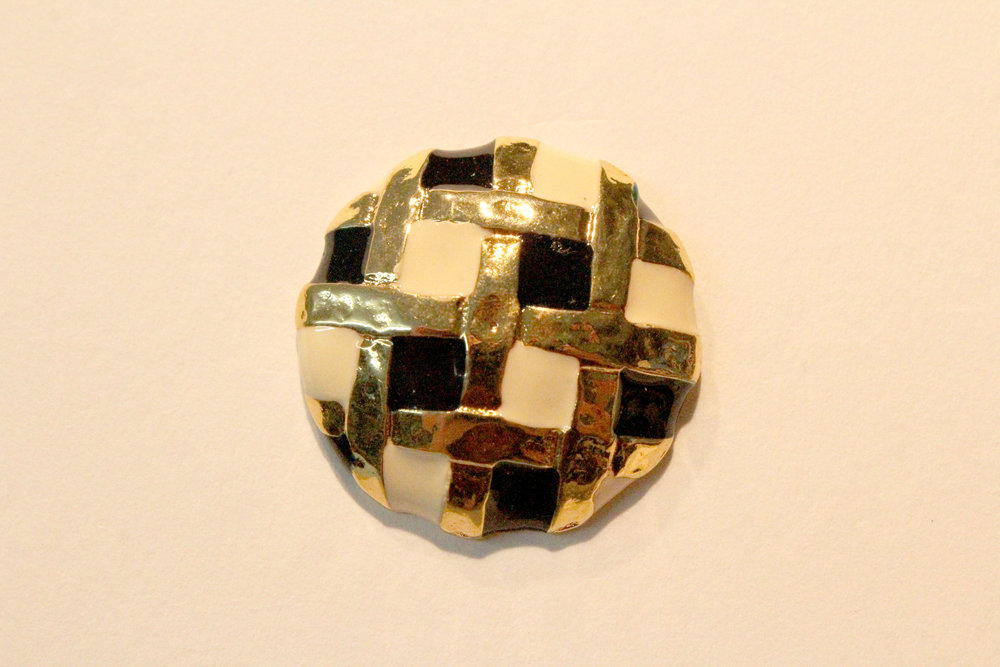 Pearl Button Silver Edge and Stone — Mendel Goldberg Fabrics NYC