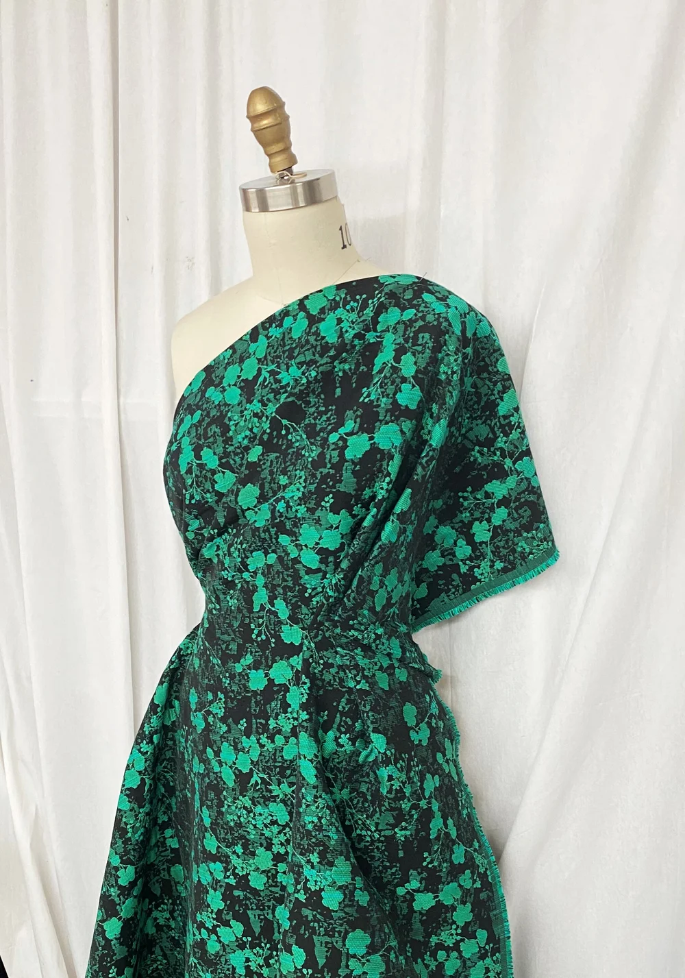 sachin and babi light blue dress Vintage Costura Ninfa Madrid Emerald Green Lamé Brocade Dress & Jacket main image 1