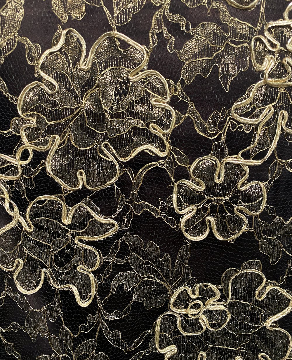 Multi-Scalloped Leavers Lace Trim - Beige/Gold