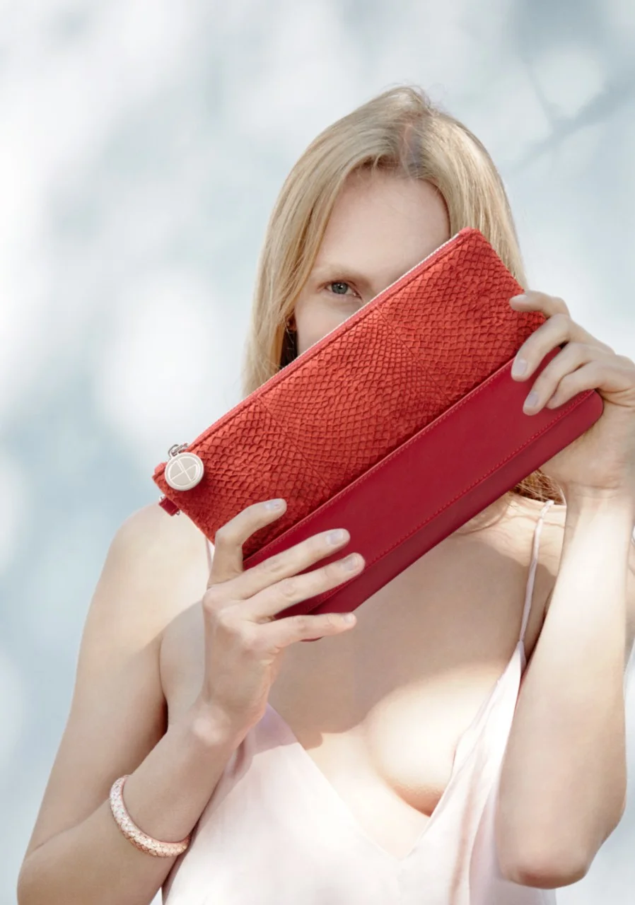 jenny-sinkaberg-studio-ebn-red-clutch-green-house.jpg