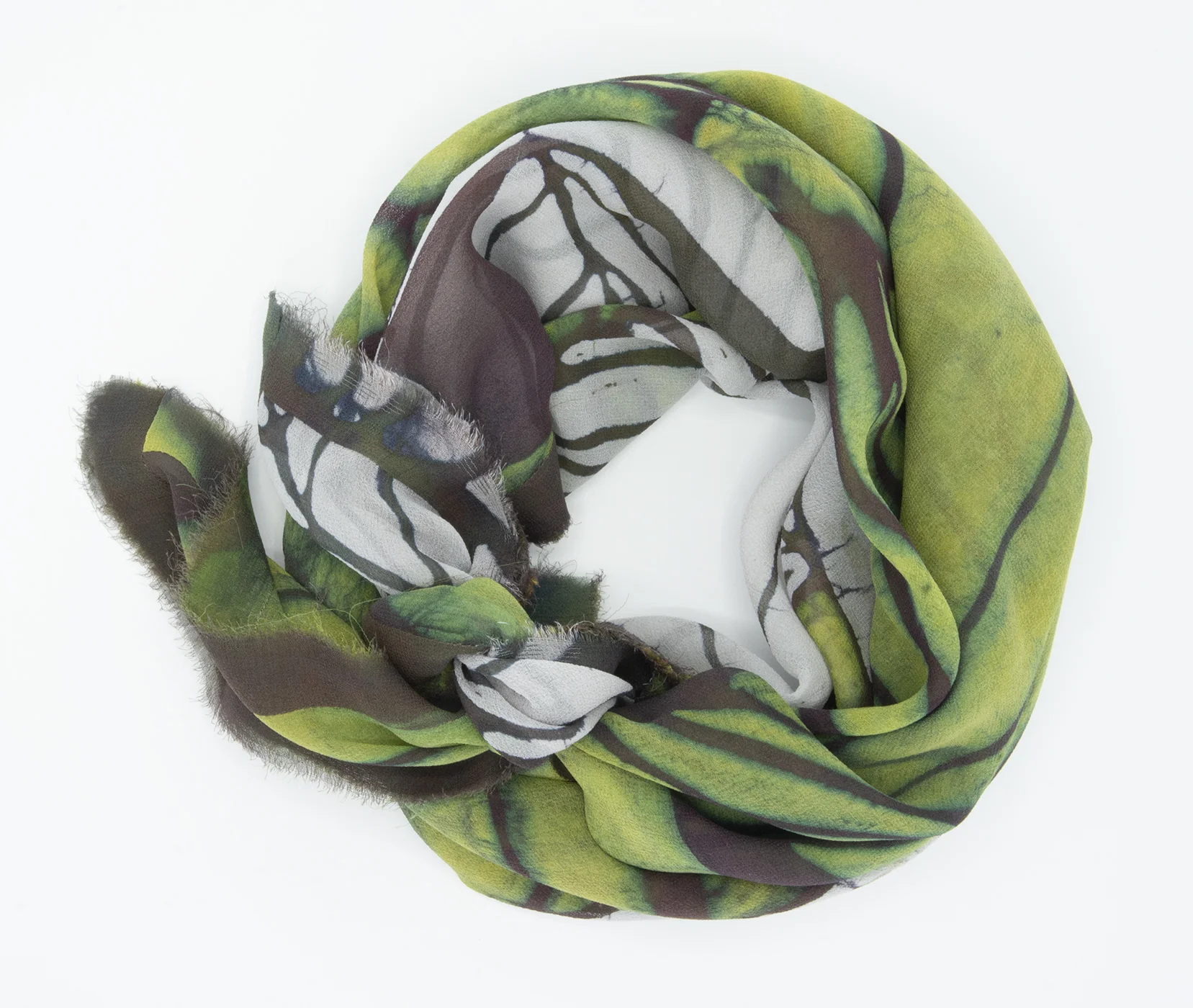 Banana leaf tied overhead.jpg