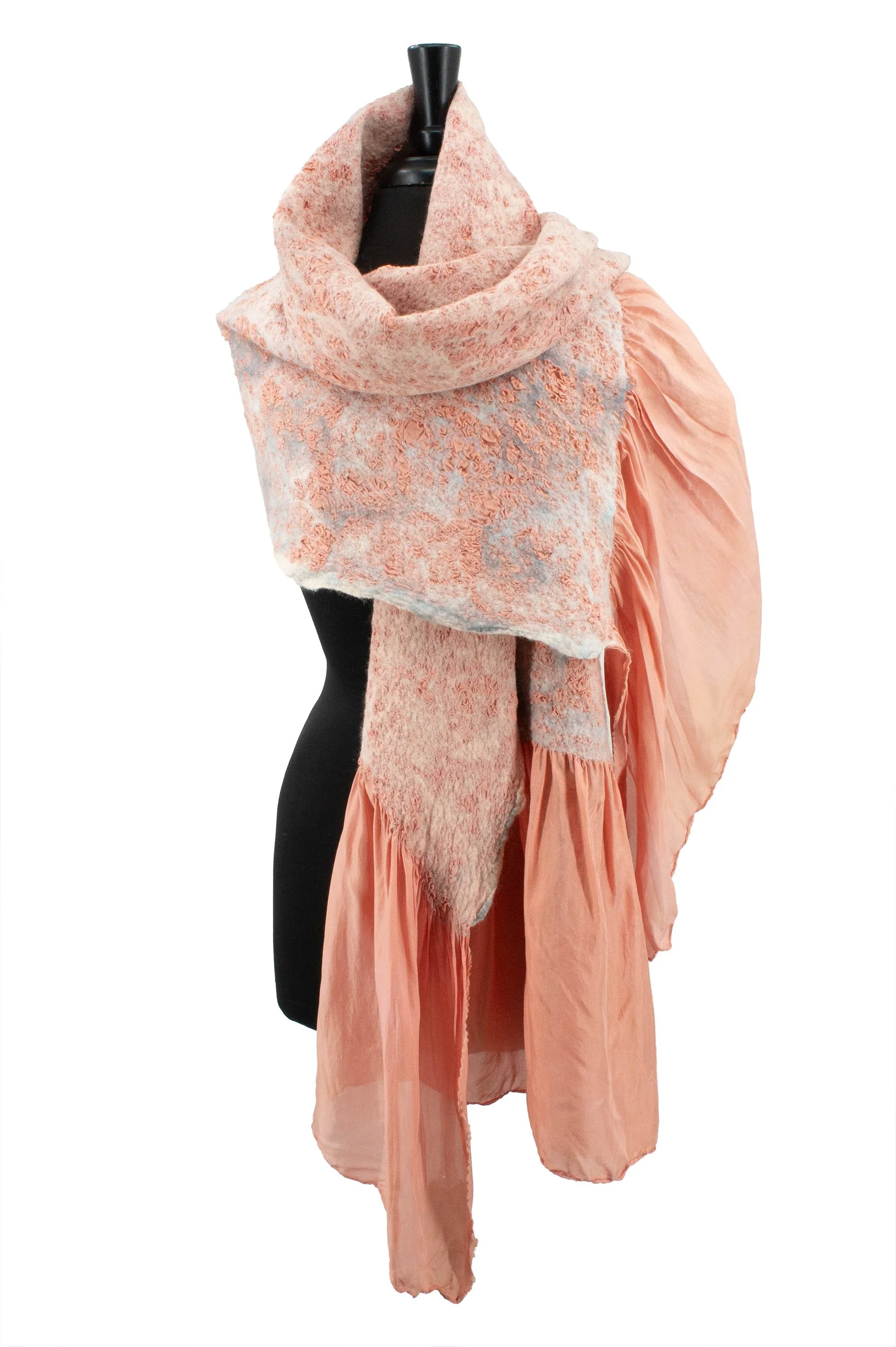 W peach flip shoulder toss.jpg