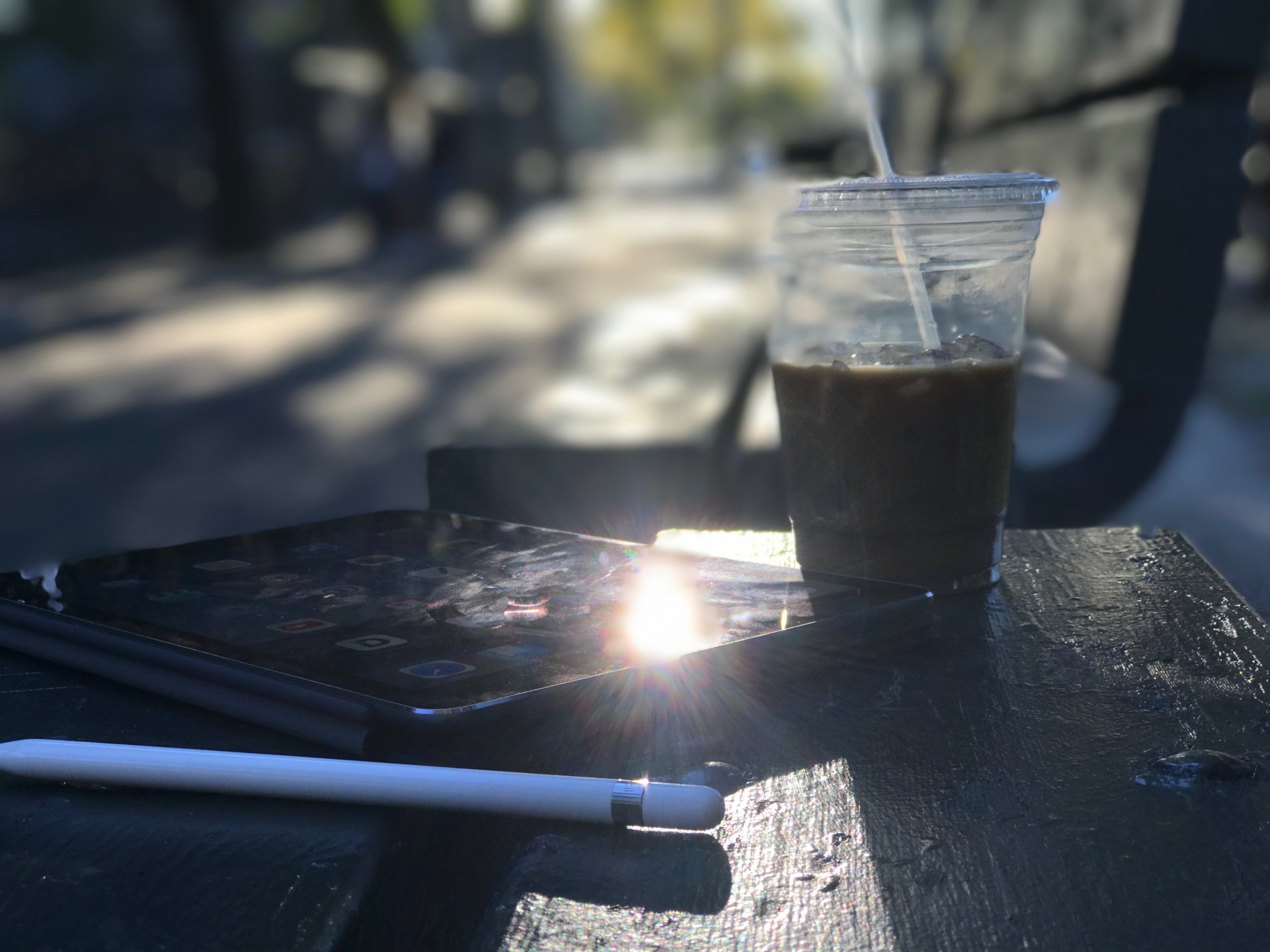 iPhone 7 Plus depth effect, using iOS 10.1 Beta note the algorithm failing at that blurry edge on the top left of the cup of coffee