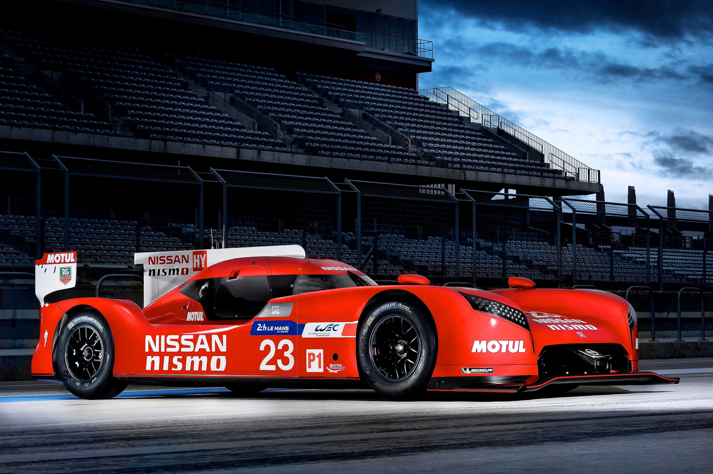 Nissan_LMP1_featured_2.jpg