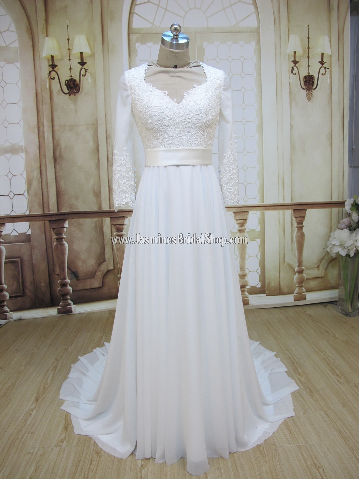 JBS team: Please approve! Bride: I did not like the belt on the dress... I don’t want it to go around the back, and over the pattern on the back, but the belt can stop at the side of the dress... Is that possible? And I think the belt was VERY thick and wide… I want the belt thinner and with the details that were on the picture, and it can be a little bit lower (not so high up in the waist) . Is this possible? :) Thank you, it would be nice if you can get the details on the belt as well :) (revision photo provided ). Final Photos: