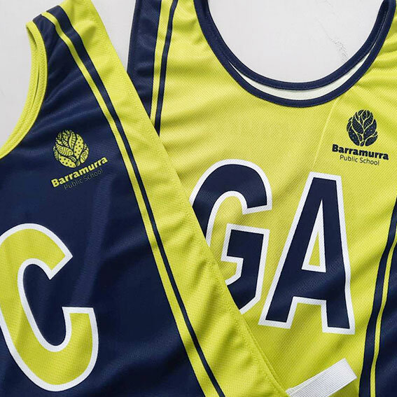 Barramurra Public School ordered these amazing looking bibs. No one will have any issues recognising who the kids are representing!

Get your own sports wear made at theprintshop.net.au

#localbusiness #sportswear #corporatewear #branding #design #cu