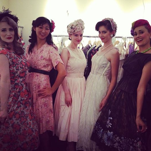 Behind the scenes with the other lovely models. From left to right is Eden, Megan, Ellen, Ehran and me! :)
