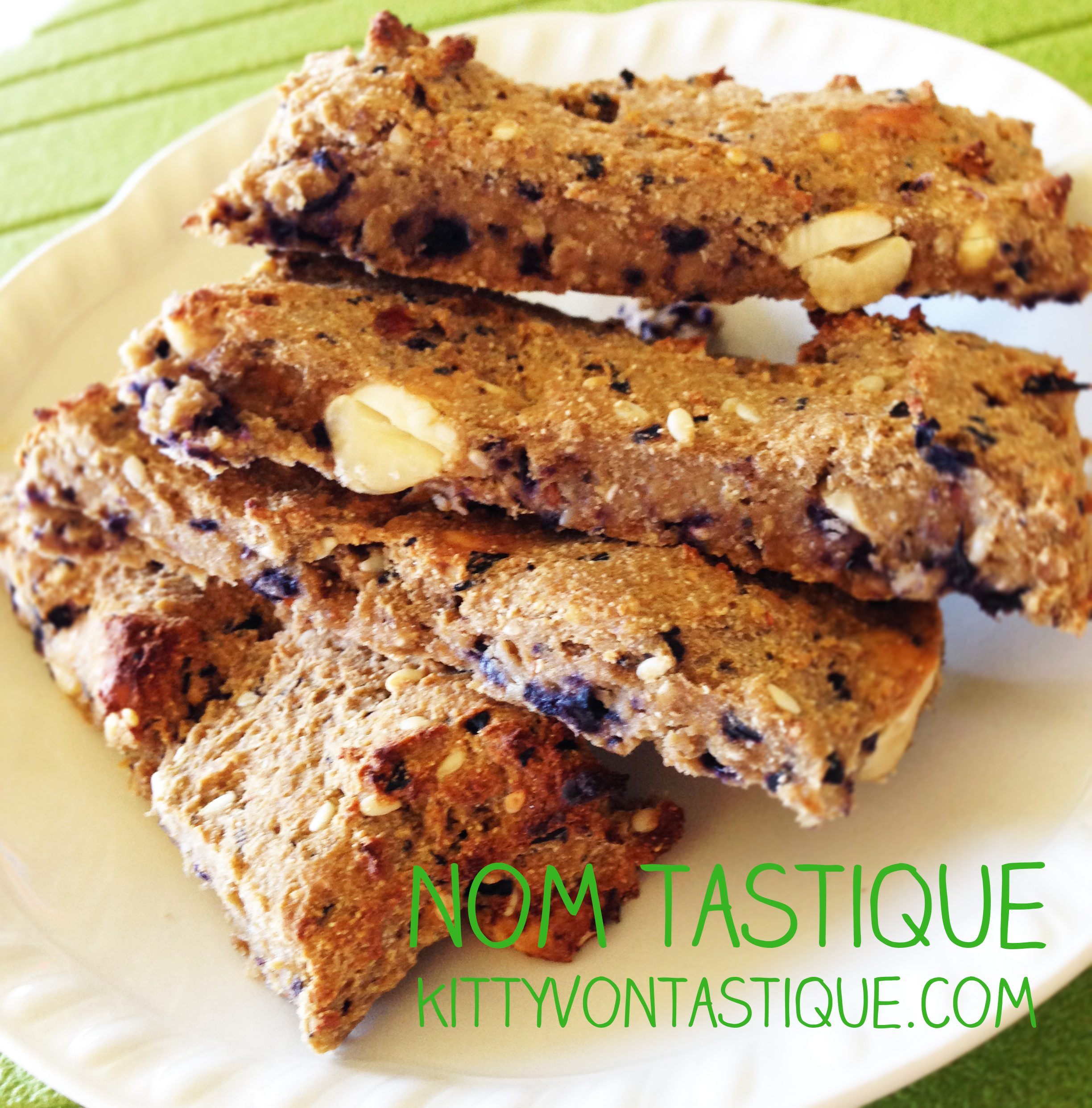 Blueberry, Date & Cashew Quinoa Vegan Protein Bars