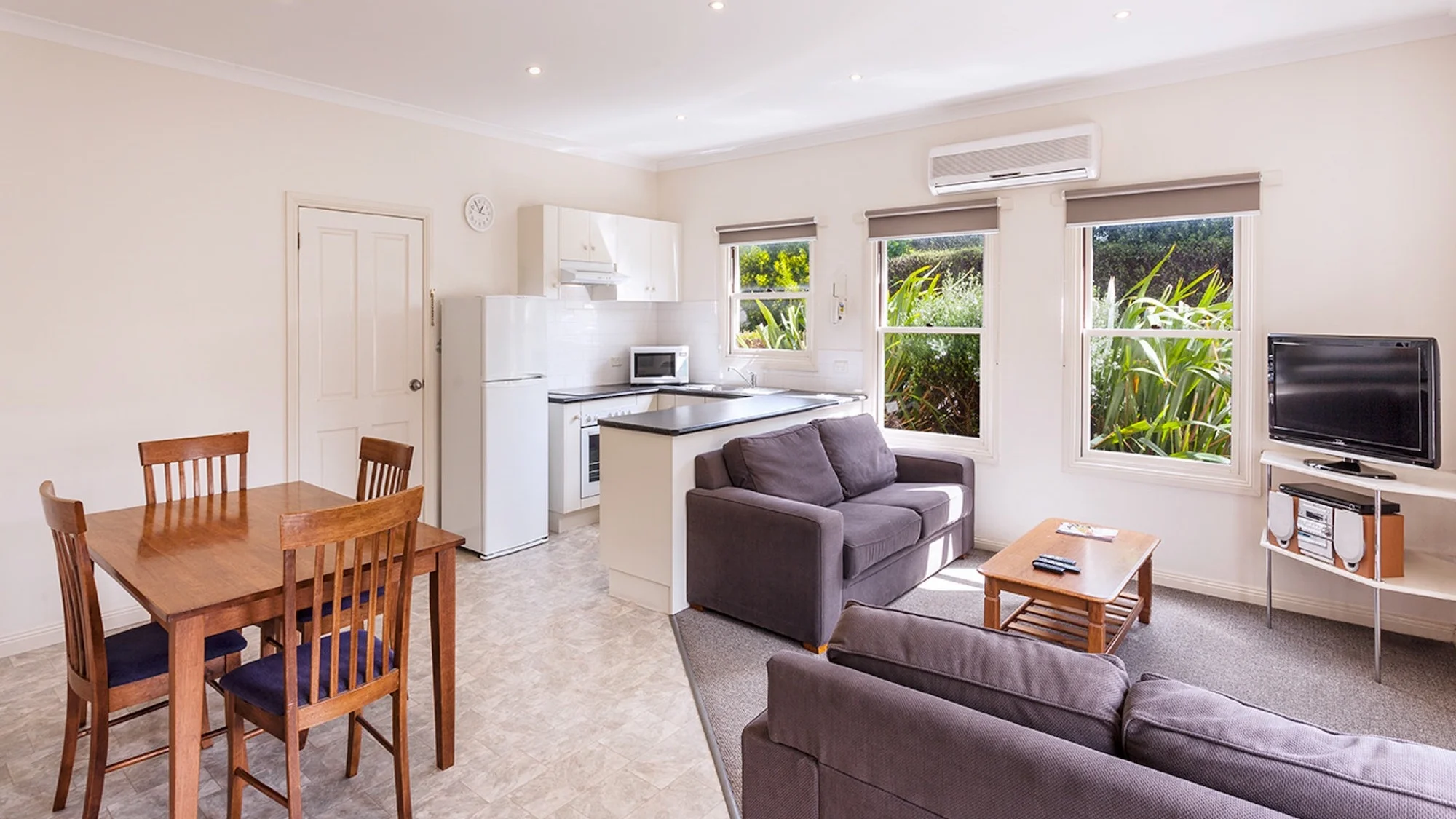 best-western-olde-maritime-warrnambool-hotel-accommodation-two-bedroom-apartment