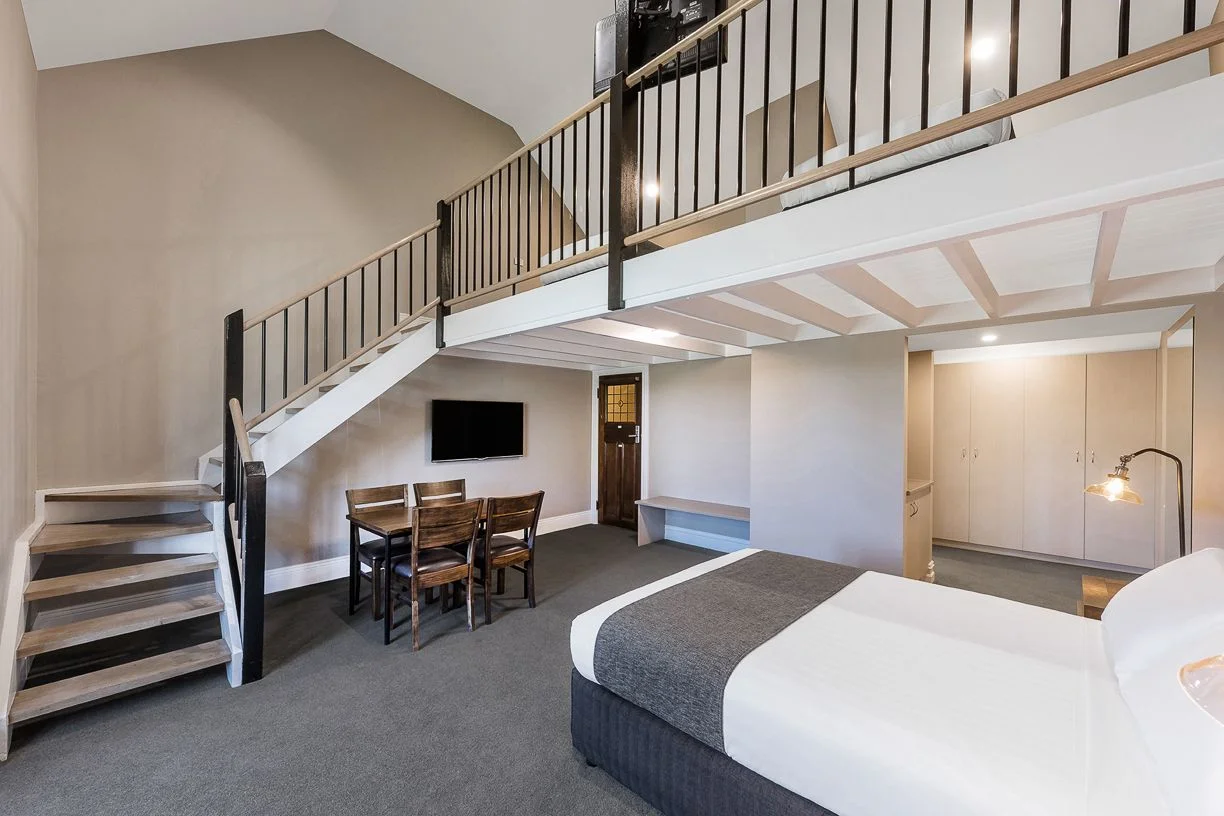 best-western-olde-maritime-warrnambool-hotel-motel-accommodation-luxury-heritage-mezzanine-room3.jpg