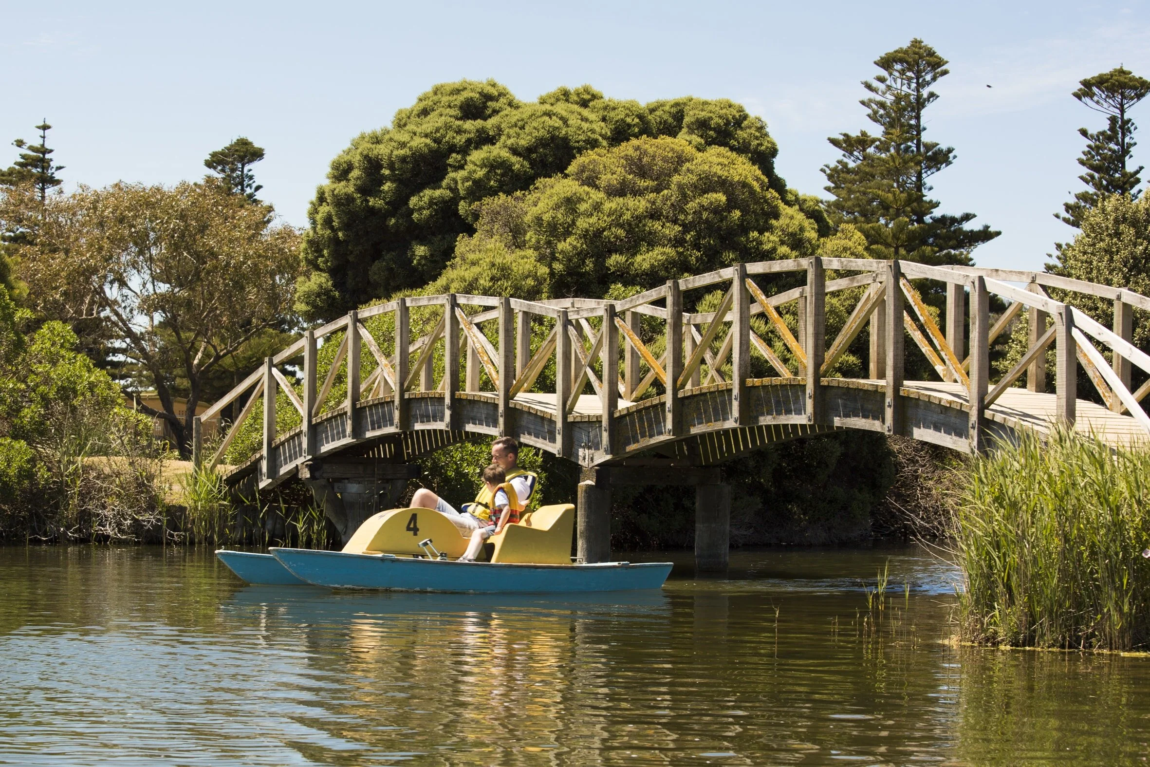 lake-pertobe-playground-warrnambool.jpg