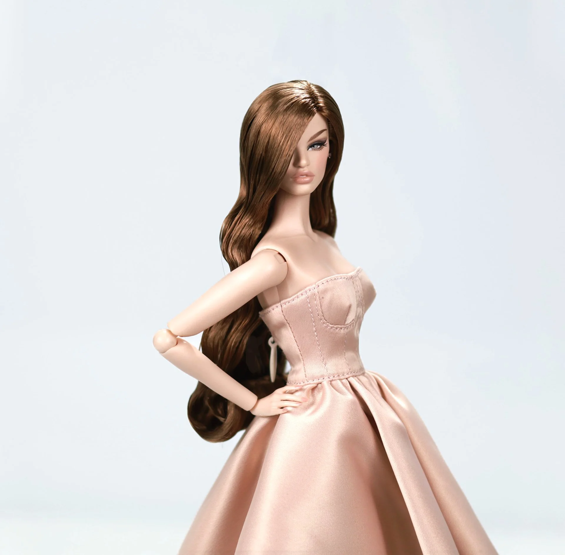 Celebration-Allegra-Orsini-fashion-doll