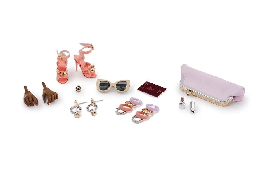 Soleil Vanessa Perrin doll accessories