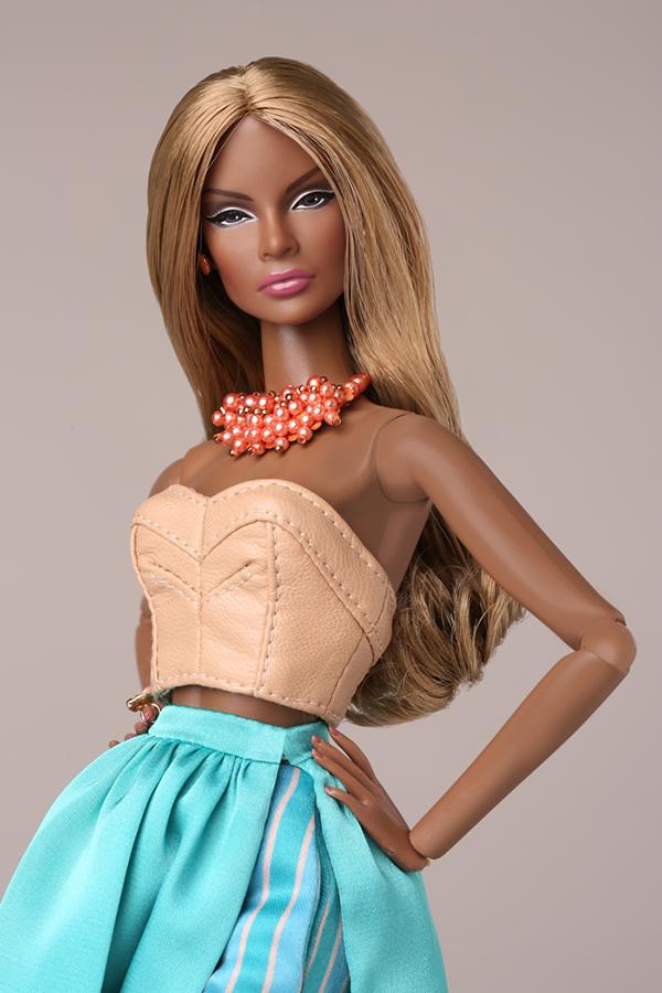 muñecas fashion royalty