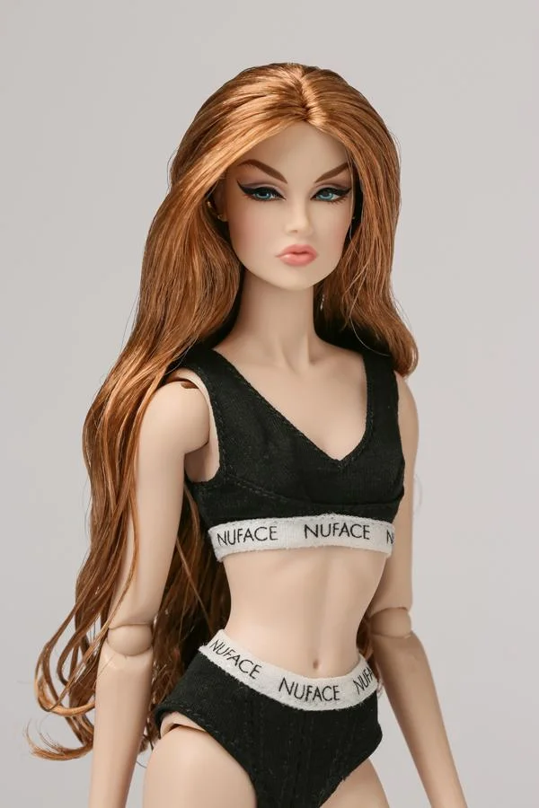 fashion royalty dominique