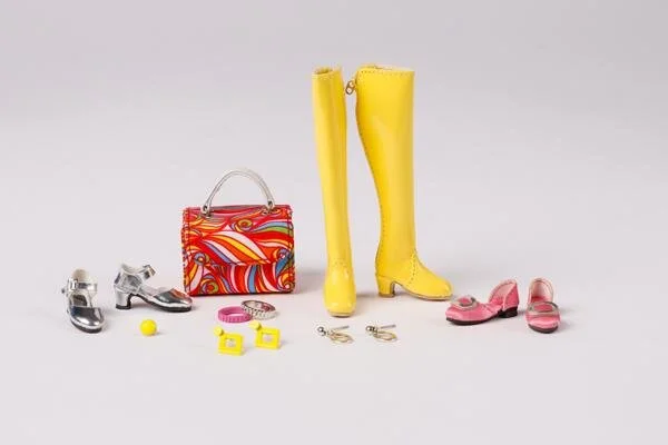 Lowres_PP177_boots_n_baubles_poppy_parker.jpg