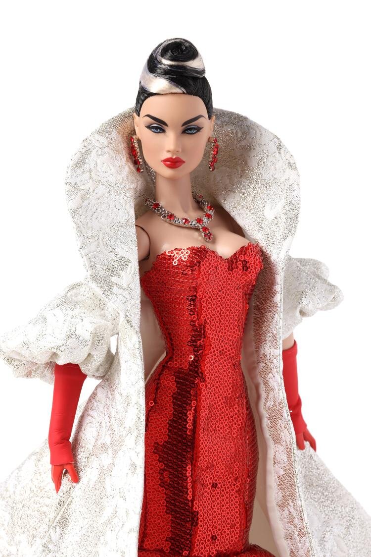 sparkling-new-year-victoire-roux-east-59th-integrity-toys-doll_73029_CU2.jpg