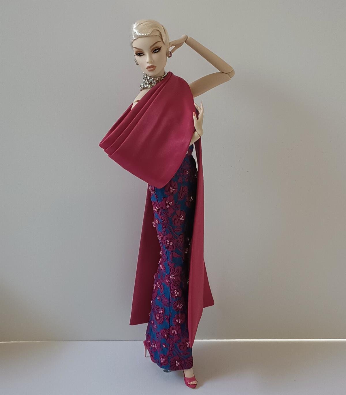 "Constellation" Anais Perrin modeling "The Art Of Versatility" fashion on the NF 3.0 body